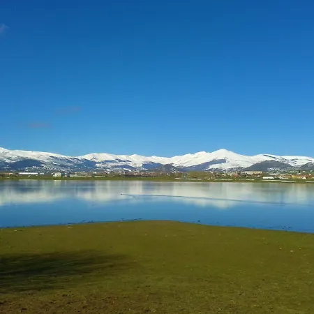 Casucas La Guariza Hotel *